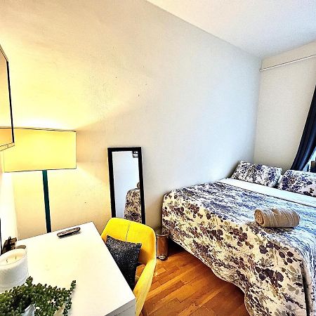 Manhattan -Ues - Room Accommodation Нью-Йорк Экстерьер фото